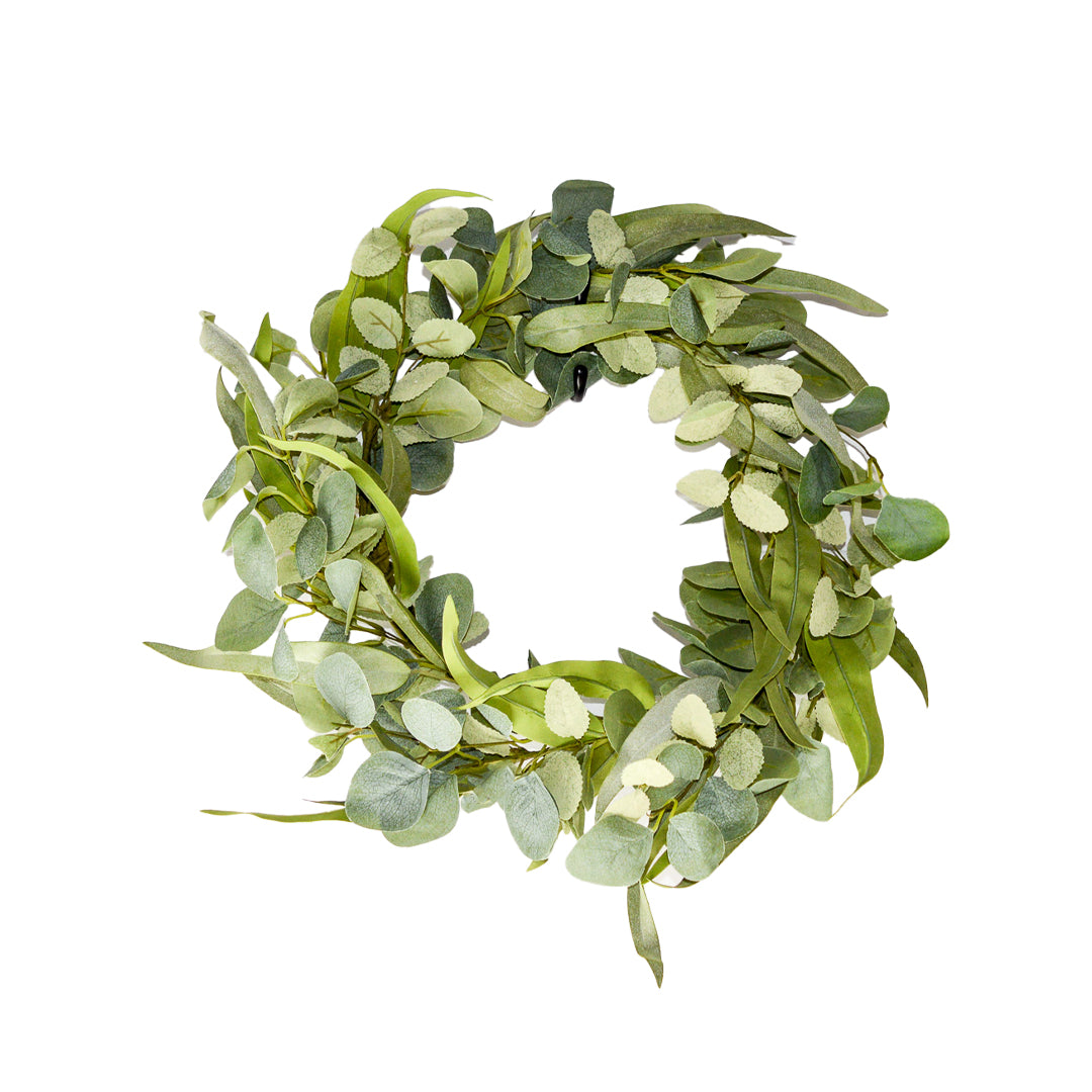 18" Mixed Greenery Wreath