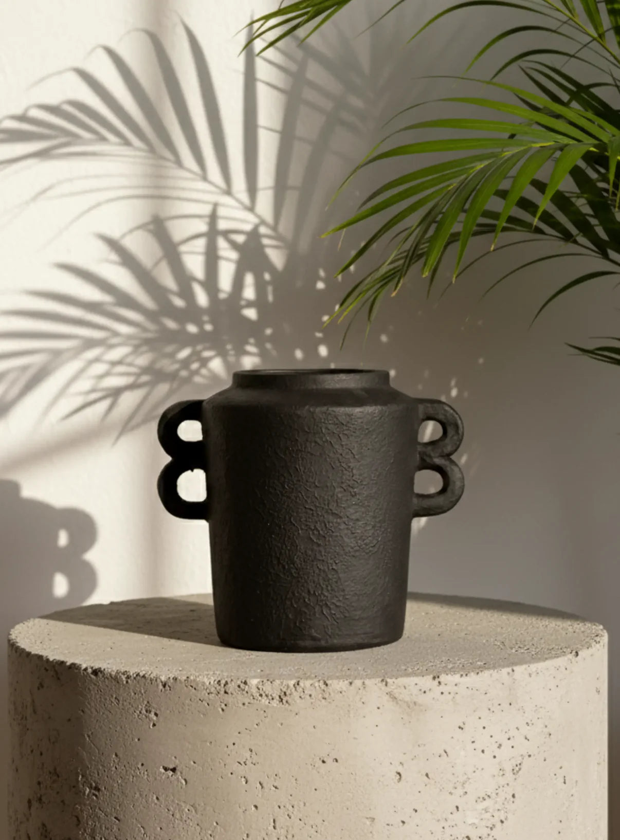 Hercules Vase | Antique Black