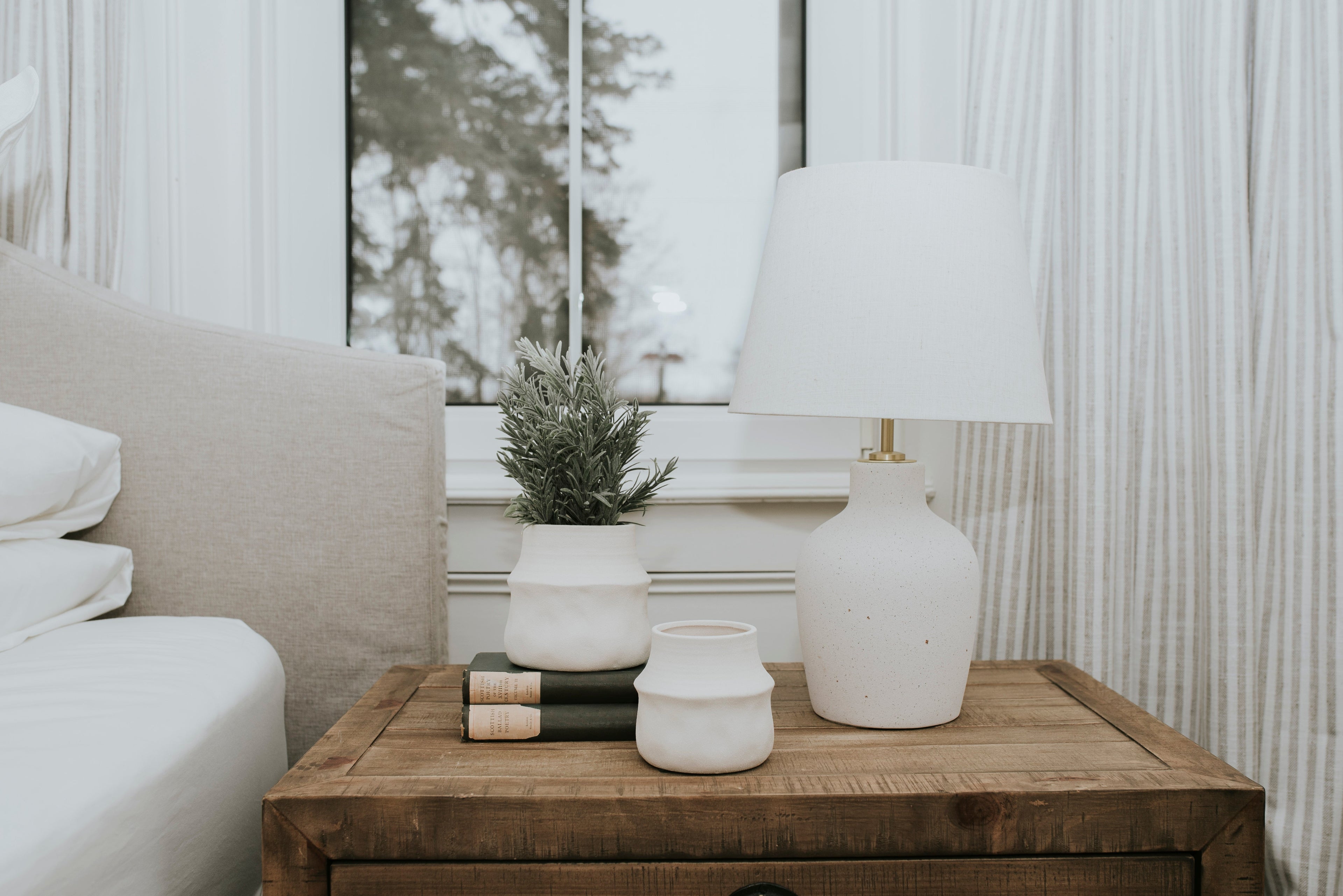 Planters & Pottery