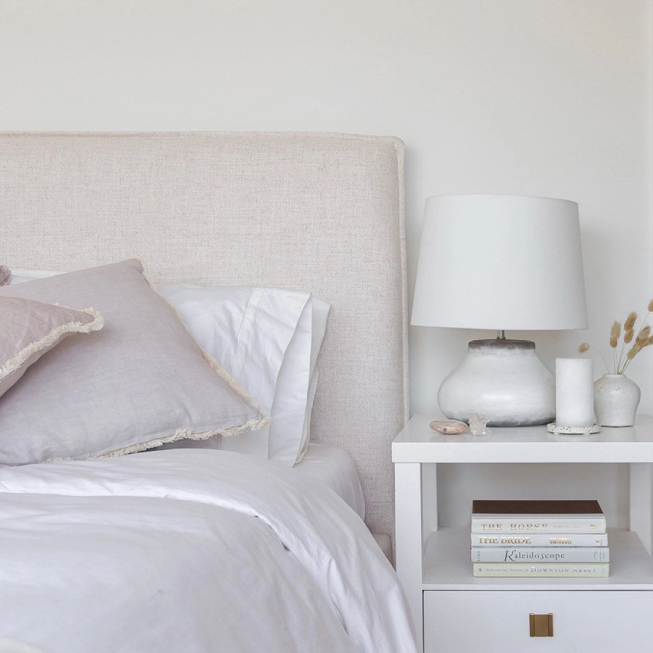 Julia Bed | Cream