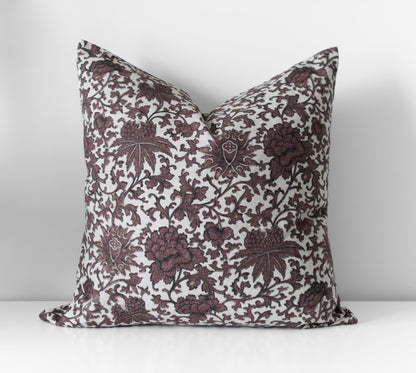 Eleanor | Vintage Floral Pillow Cover
