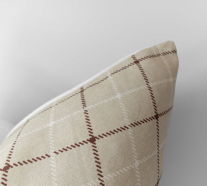 Niall | Neutral Interlock Geo Pillow Cover