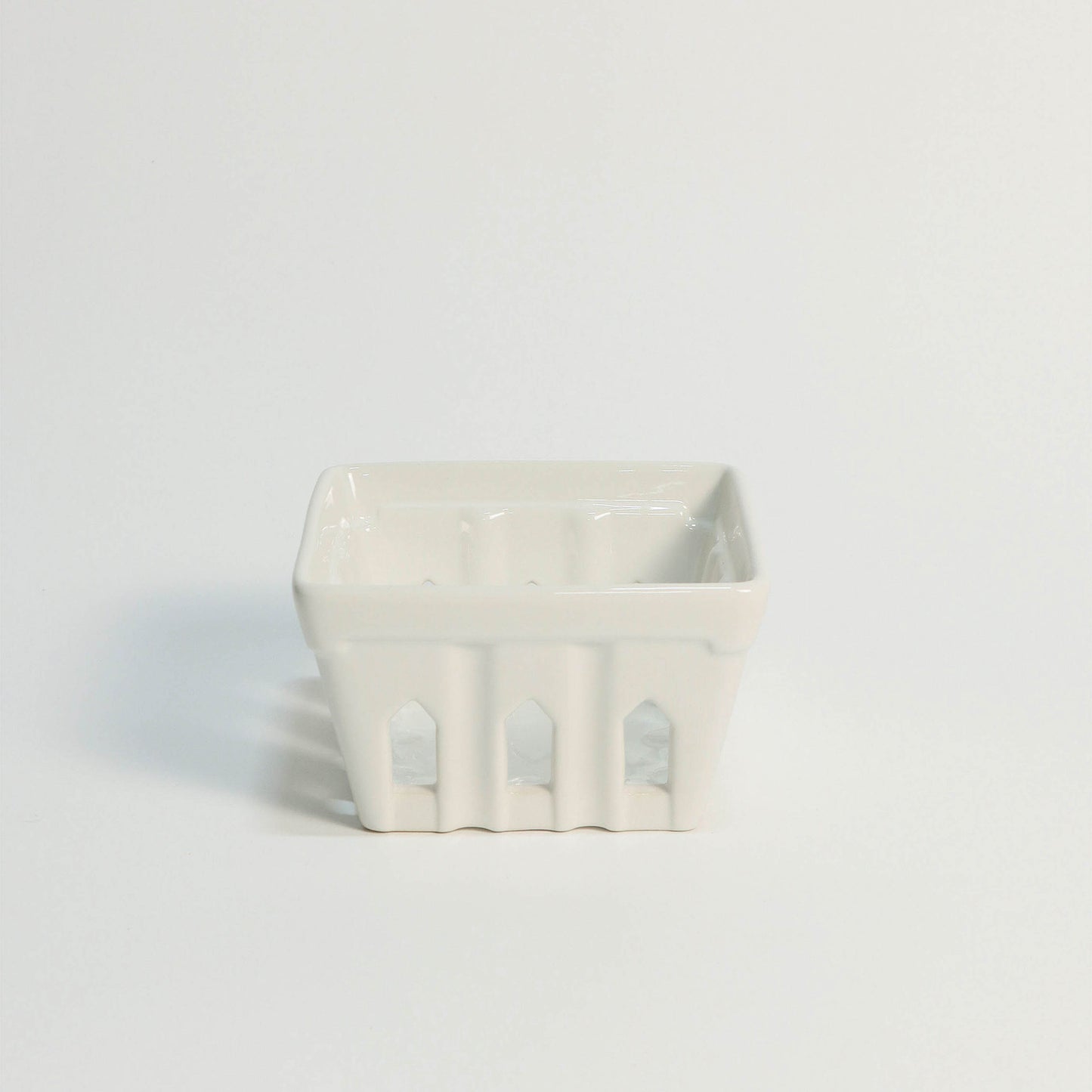 Ceramic Berry Crate | White