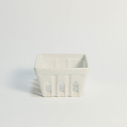 Ceramic Berry Crate | White