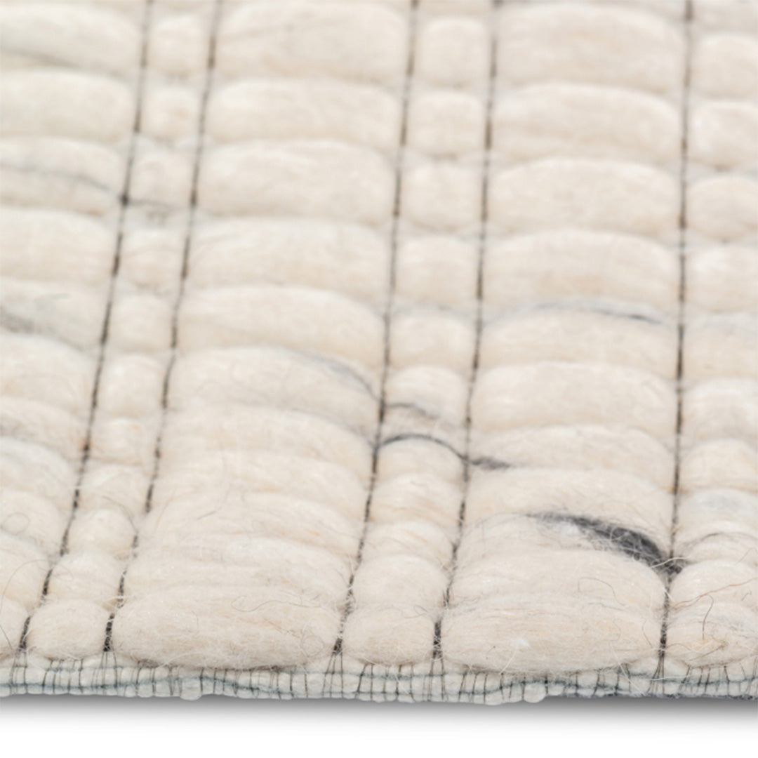 Chinook Handmade Beige Wool Rug